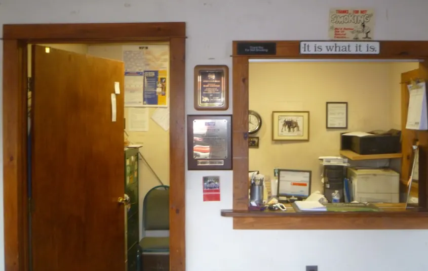 Reception Window at Counters Garage and Towing