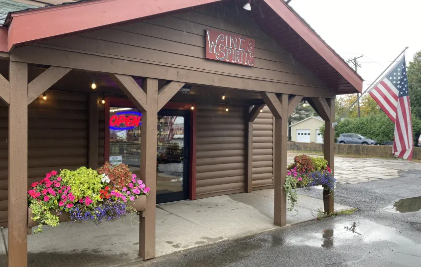 Boulevard Wine and Spirits Storefront