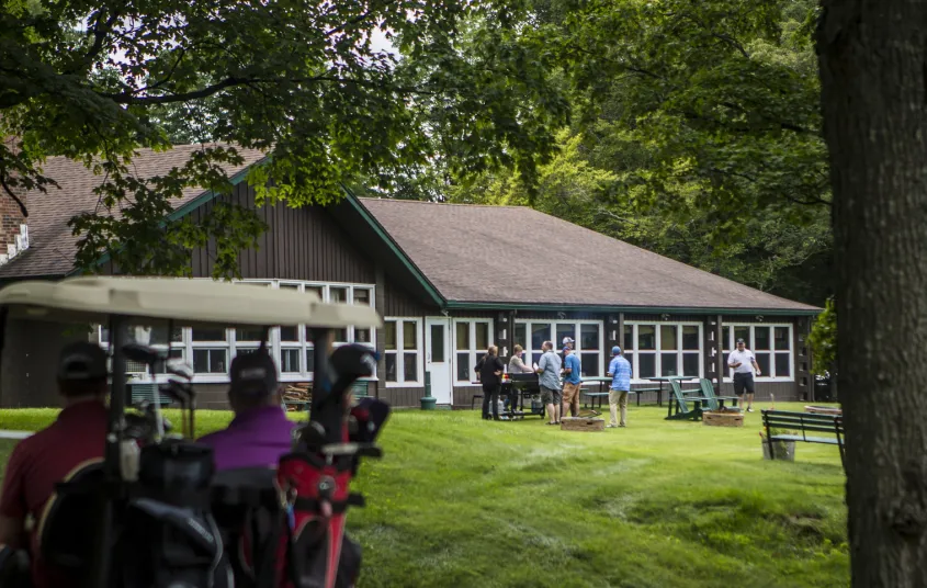 Golf cart approaches the restaurant