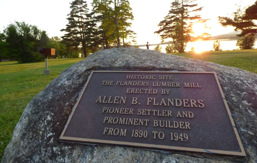 A plaque commemorating Allen Flanders