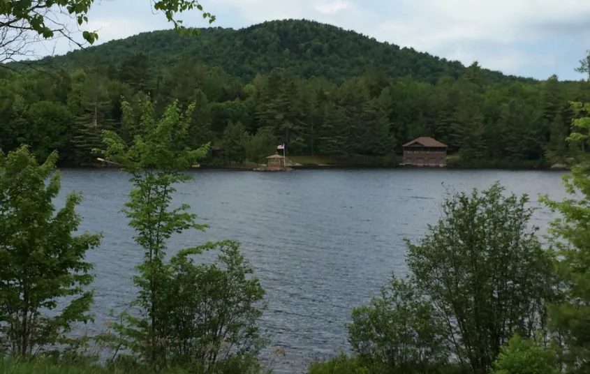 The mountains to the north make an impressive backdrop for scenery.