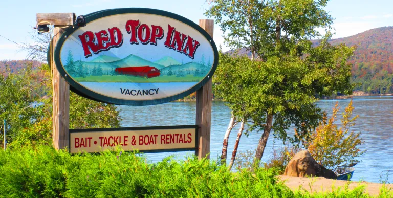 The entry sign for Red Top Inn
