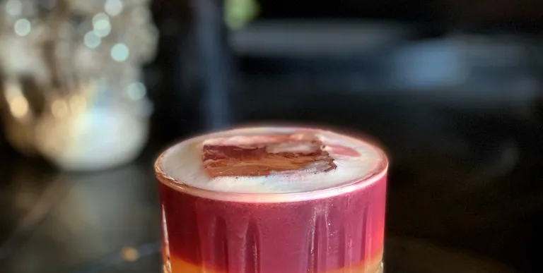 whiskey sour drink