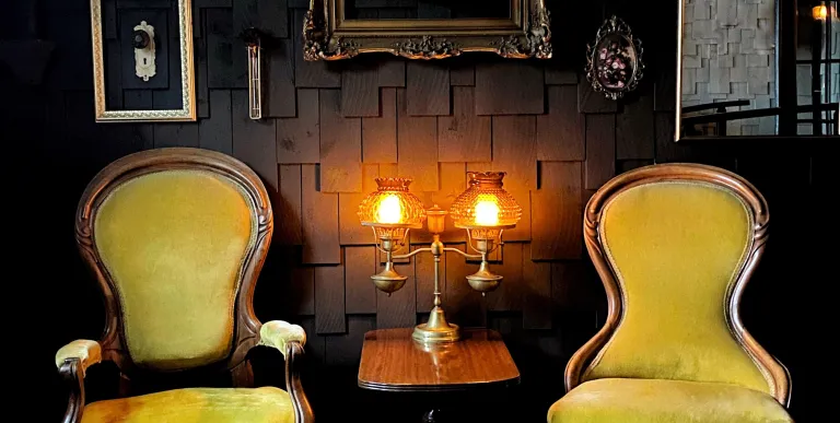 Woodshed dining booth
